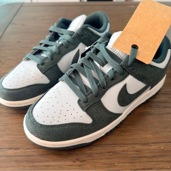 Nike Dunk Low Photon Dust/Vintage Green - Picture 4 of 8